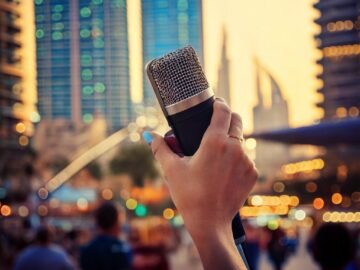 Best Practices for Recording Clear Audio on a Busy Dubai Location